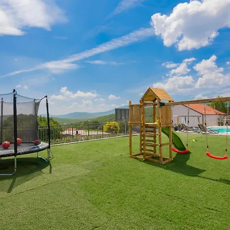 Awesome In Podbablje Gornje With Wi-fi * Zmijavci