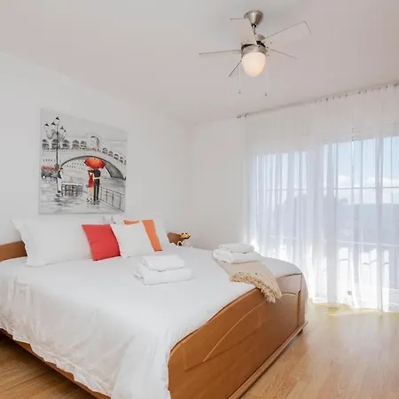 Awesome In Podbablje Gornje With Wi-fi Holiday home *